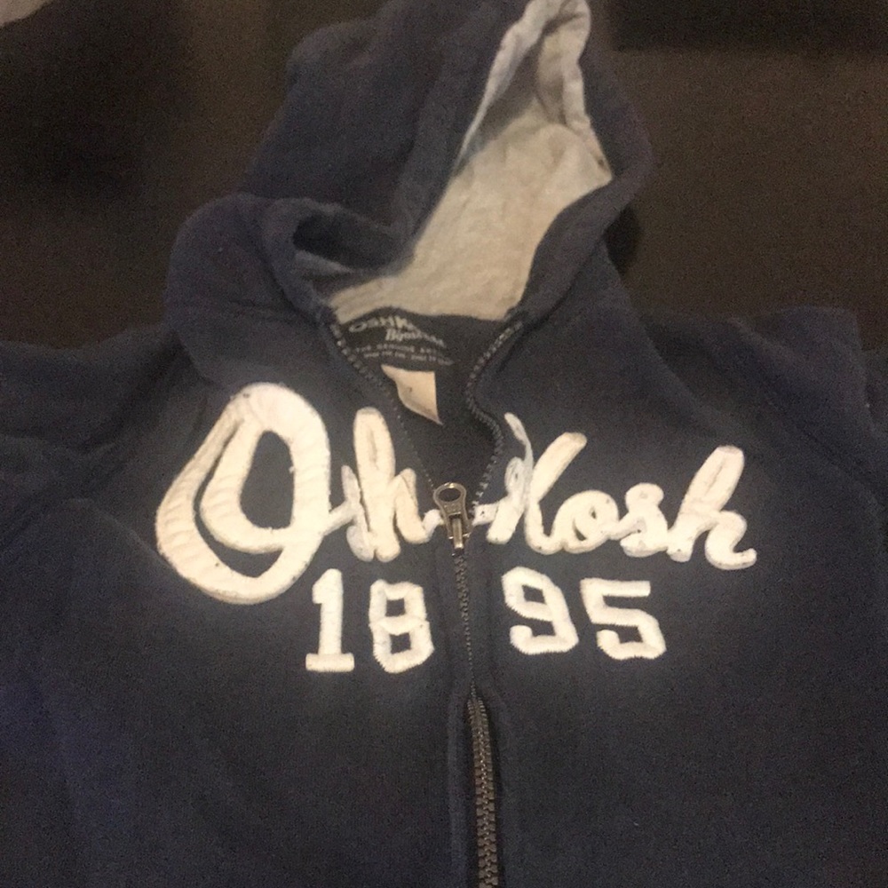 OshKosh zip hoodie (excellent condition)